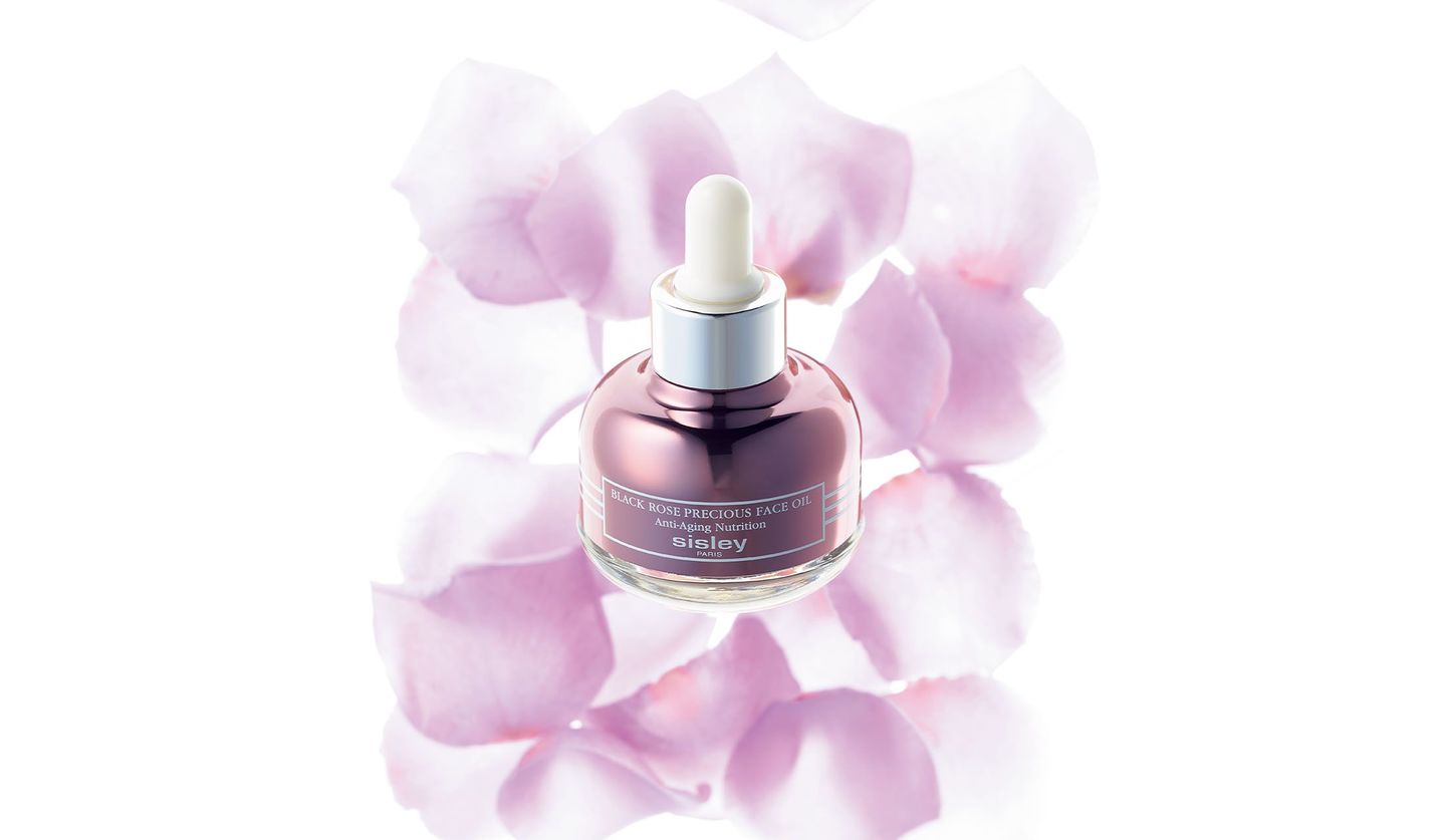 シスレー」使うたびに肌色が明るく、ハリ感もアップ｜美容オイル