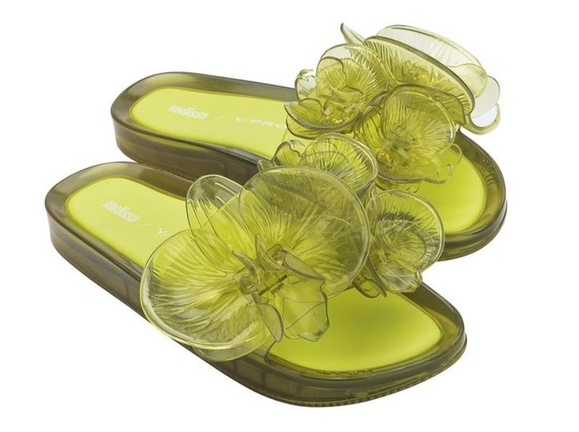 Melissa (メリッサ) x Y/PROJECT (ワイ・プロジェクト)を伊勢丹新宿店