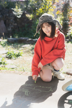 B.L.T.」＆「blt graph.」表紙は、乃木坂46が誇る2大“カワイイ”与田