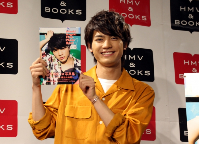 板垣瑞生 蛇肉パワーで写真集撮影を乗り切る!?「次はタガメにも挑戦