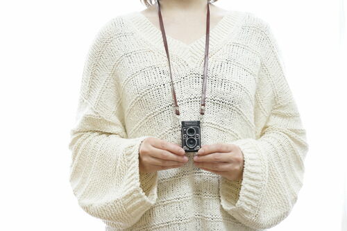 写真も動画も音声も撮れるクラシックな二眼レフの形をしたトイデジタル