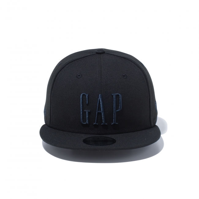 GAP50周年を記念した世界初のコラボレーションアイテム「GAP×New Era