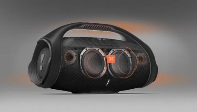 存在感あふれる最大級ボディと圧巻のパワフルサウンド ポータブル