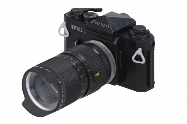 キヤノンがガチャに協力 歴代の名作カメラが精密なミニチュアで登場