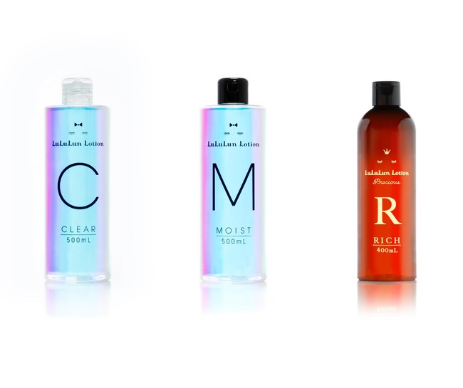 モデル・鶴嶋乃愛さんが化粧水の中で泳ぐ!?『ルルルンローション