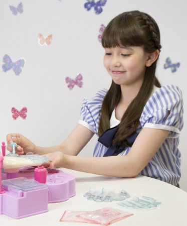 満足度95%超え*のメイキングトイ「ぷにジェル」から、本格的ジェル