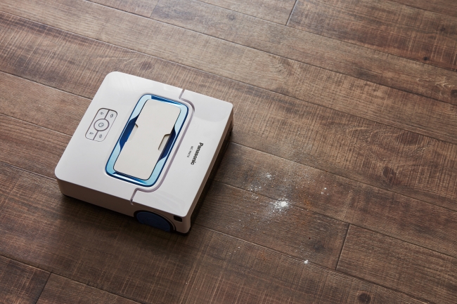 床拭きロボット掃除機「Rollan（ローラン）」を発売 | パナソニック