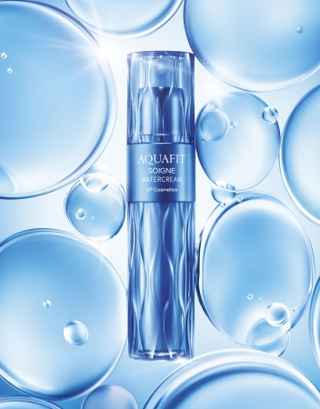 うるおいケアのスペシャルライン「ソワーニュ アクアフィット」が装い