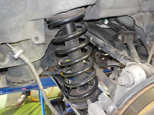 福岡 引き取り希望 純正 サスペンショントヨタ クラウン ハイブリッド