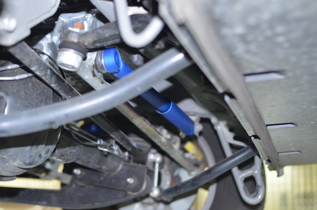 JB74 ジムニーシエラ KYBショックアブソーバー ステアリングダンパー