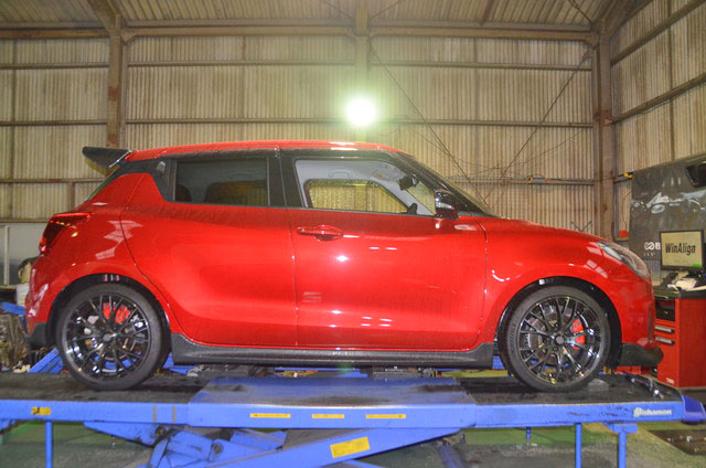 ZC33S スイフト・スポーツ SWKのダウンサスに交換と四輪アライメント