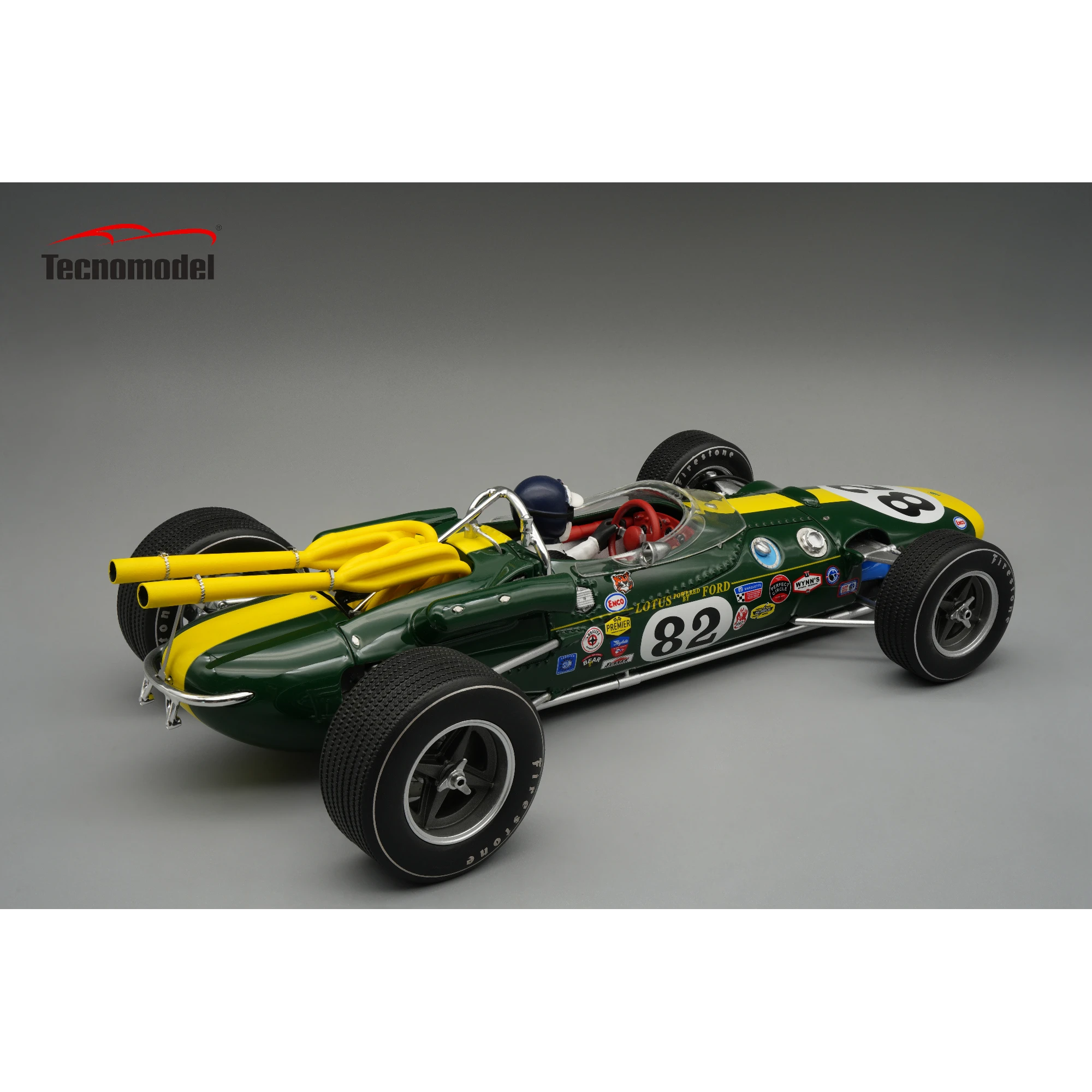 Lotus 38 1965 Winner 500 Indy Driver: Jim Clark car #82 | Tecnomodel