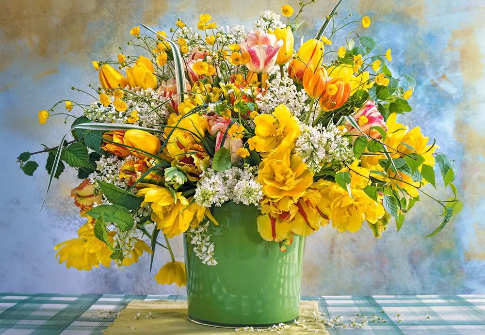 Puzzle Spring Flowers in Green Vase, 1 000 pieces