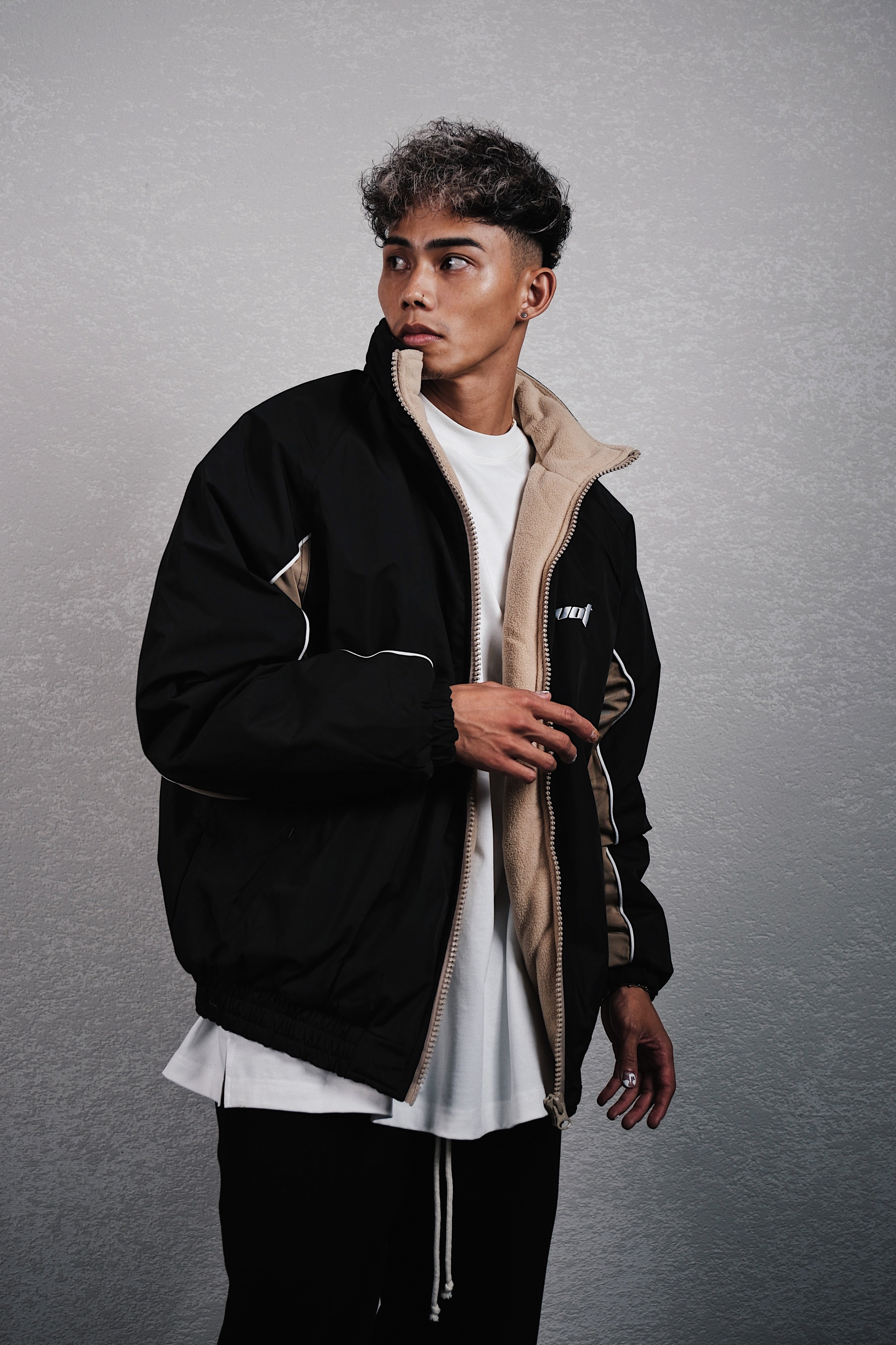 Pvot Crew Stadium Jacket (Black / Beige)
