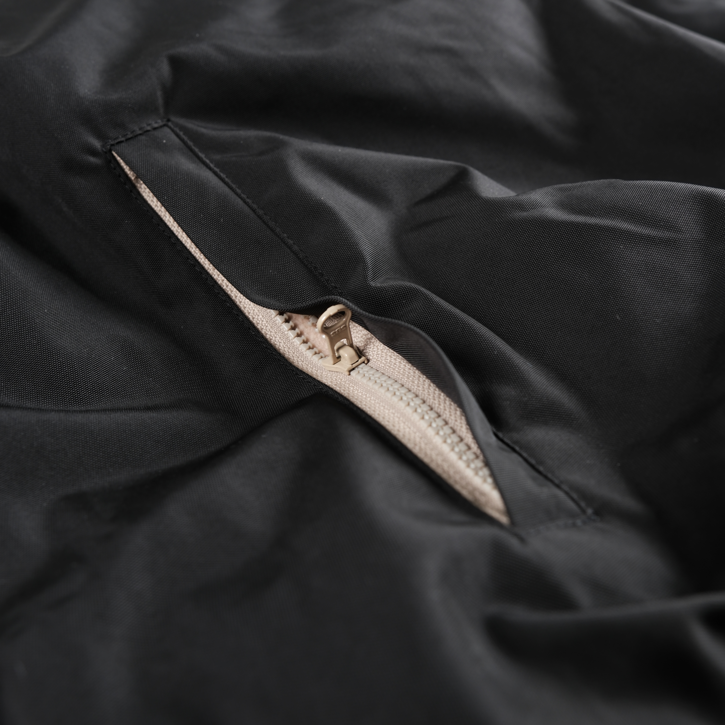 Pvot Crew Stadium Jacket (Black / Beige)