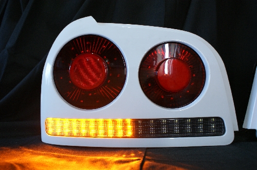 R34スカイライン4ドア・フルLEDテールランプ・QJ－S408