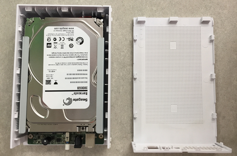 外付HDD「HDCL-Ut3.0」の分解とデータ復旧【大和高田市I様】 | QLiCK