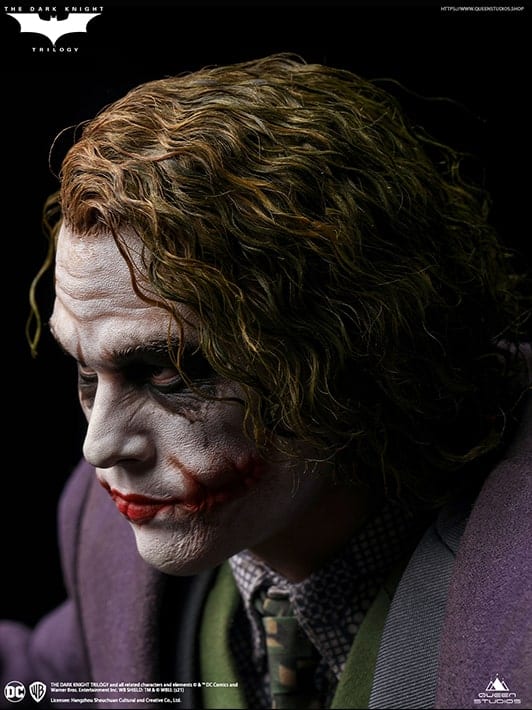 The Dark Knight Joker 1:4 Scale Statue - Queen Studios (Official)