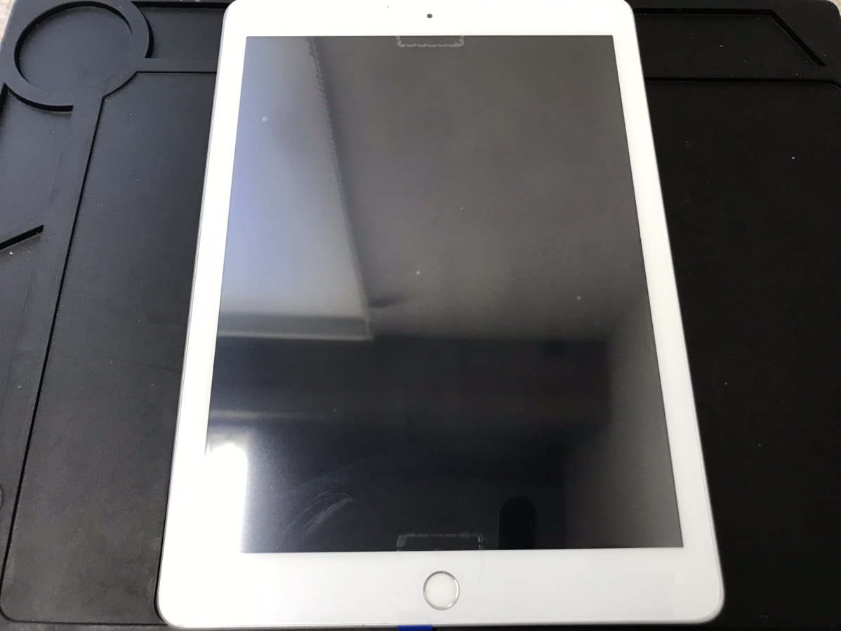iPad第5世代】画面が割れたまま使い続けた結果・・・大変なことに