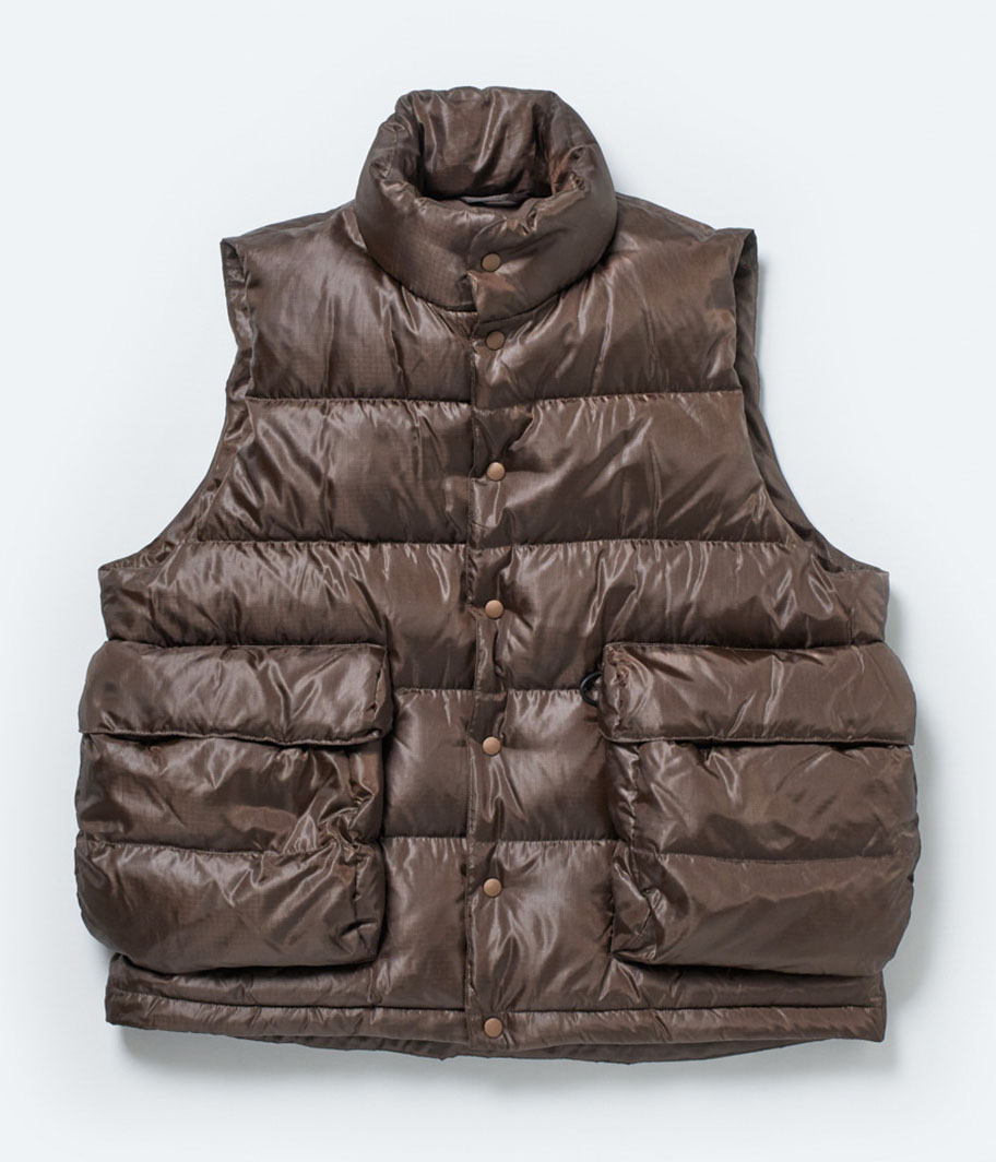 DAIWA PIER 39 TECH BACK PACKER DOWN VEST [BROWN] - Fresh Service