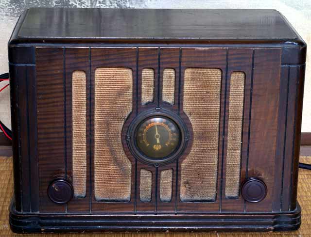 ナショナル 真空管ラジオ R－4D2