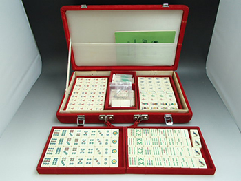 象牙の麻雀牌を高価買取！ 全てが象牙の場合と違う場合の査定額の違い