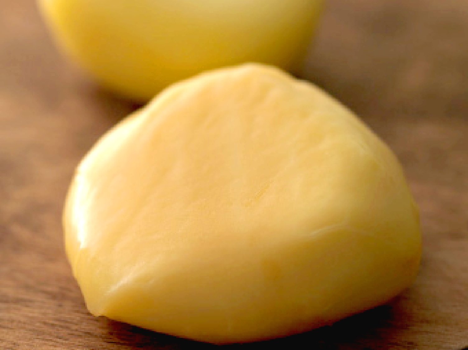 スカモルツァ [燻製] | チーズ工房 白糠酪恵舎