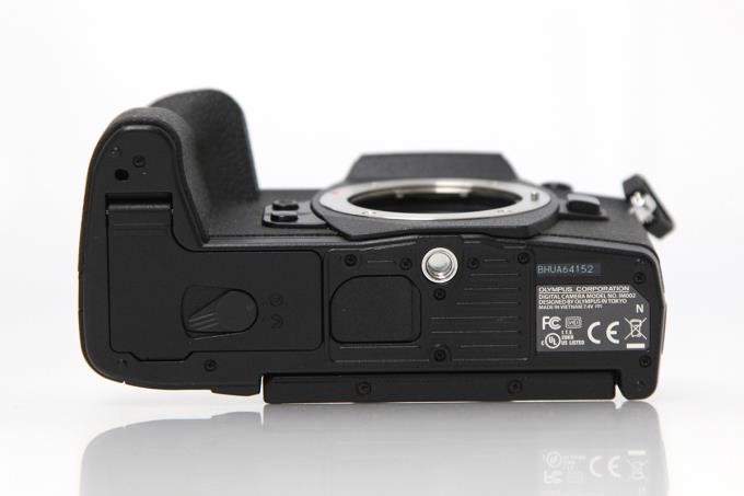 OLYMPUS OM-D EM-1 ボディ シャッター回数4241回 OLYMPUS OM-D EM-1