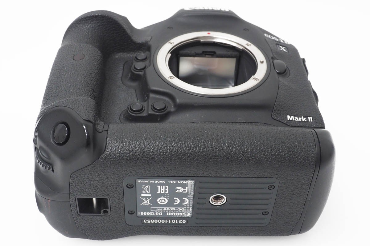 EOS-1D X Mark II ボディ CA01-R187-2S1 | キヤノン | デジタル一眼