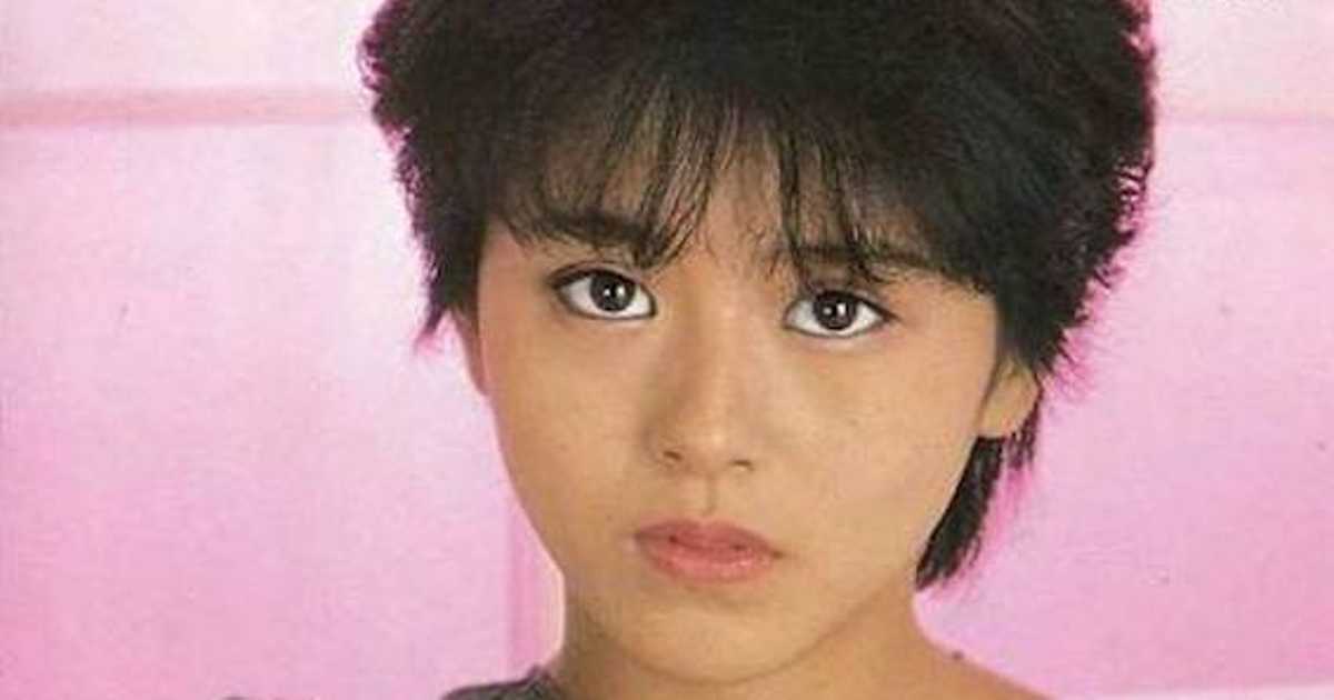 小泉今日子の少女三部作「まっ赤な女の子 → 半分少女 → 艶姿ナミダ娘」