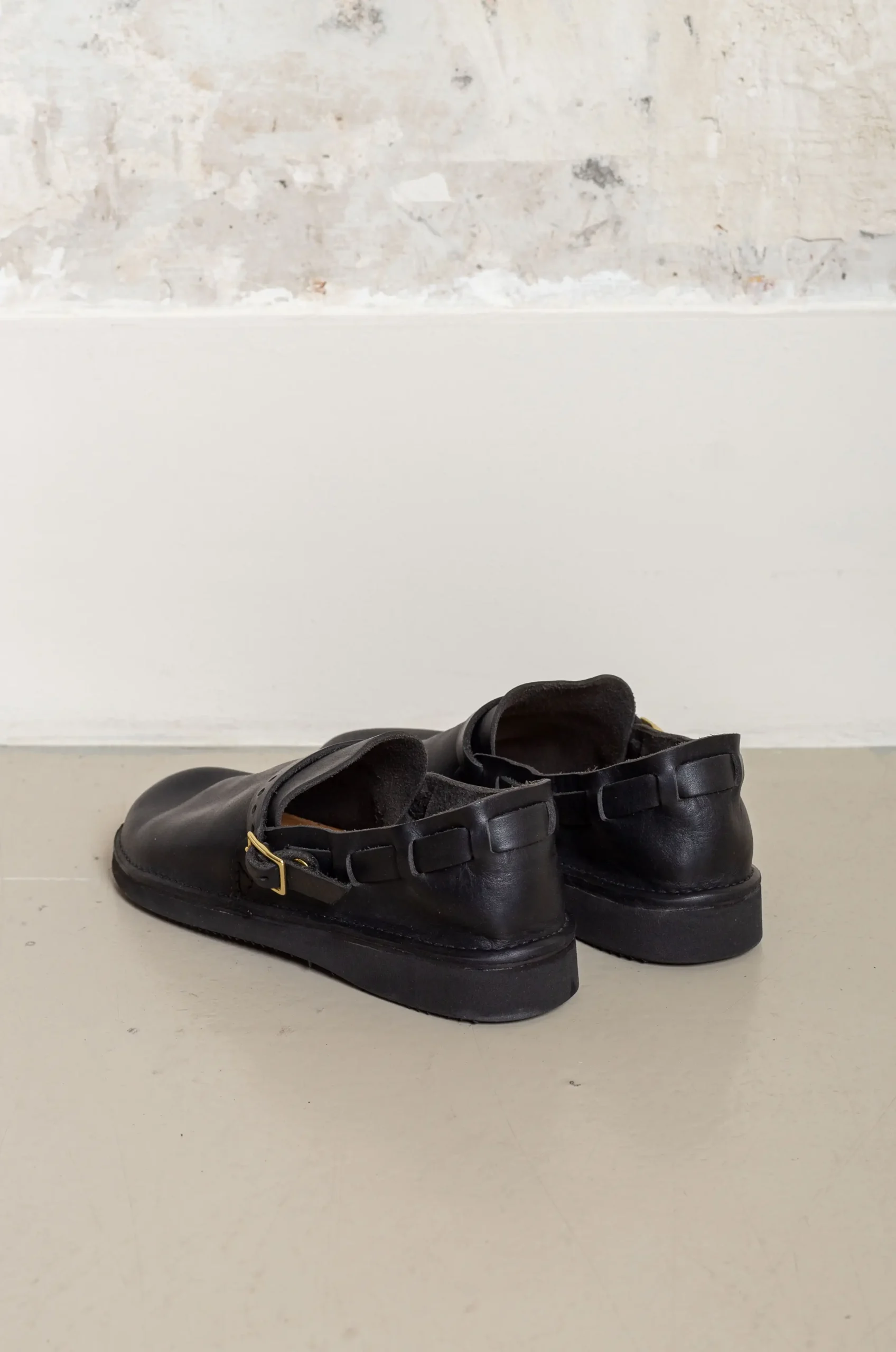 Aurora Women Middle English Black