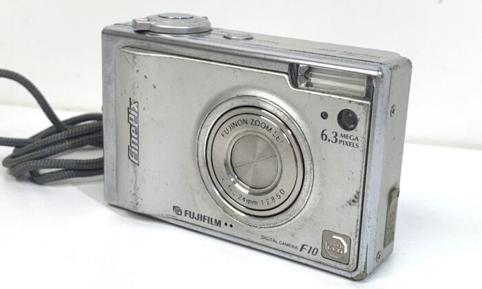 ペンタックス PENTAX K-r ボディ イエロー×グリーン 動作未確認の買取