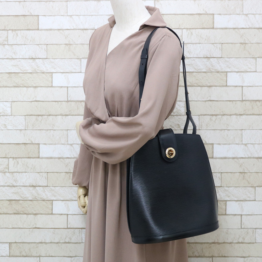 ルイヴィトン LOUIS VUITTON クリュニー エピ ショルダーバッグ