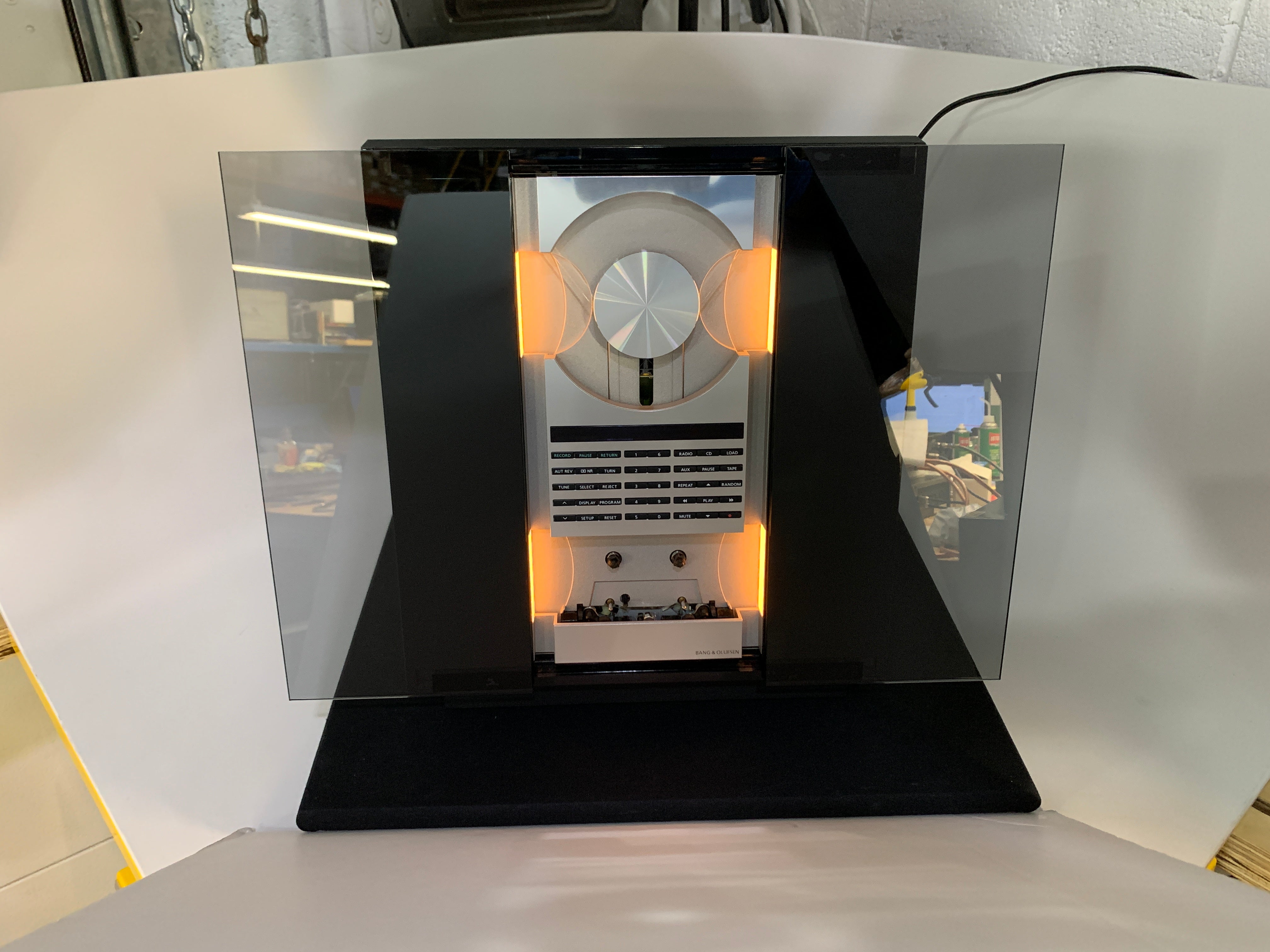 BANG & OLUFSEN BEOSOUND 4000 & BEOLAB 2500 SPEAKERS – Record Mart HiFi