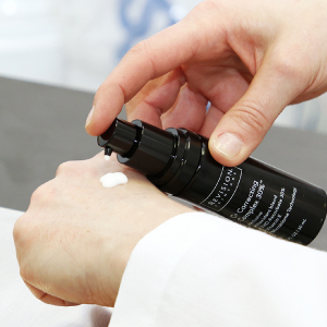 C+コレクティングコンプレックス30％（C+Correcting Complex 30%）通販