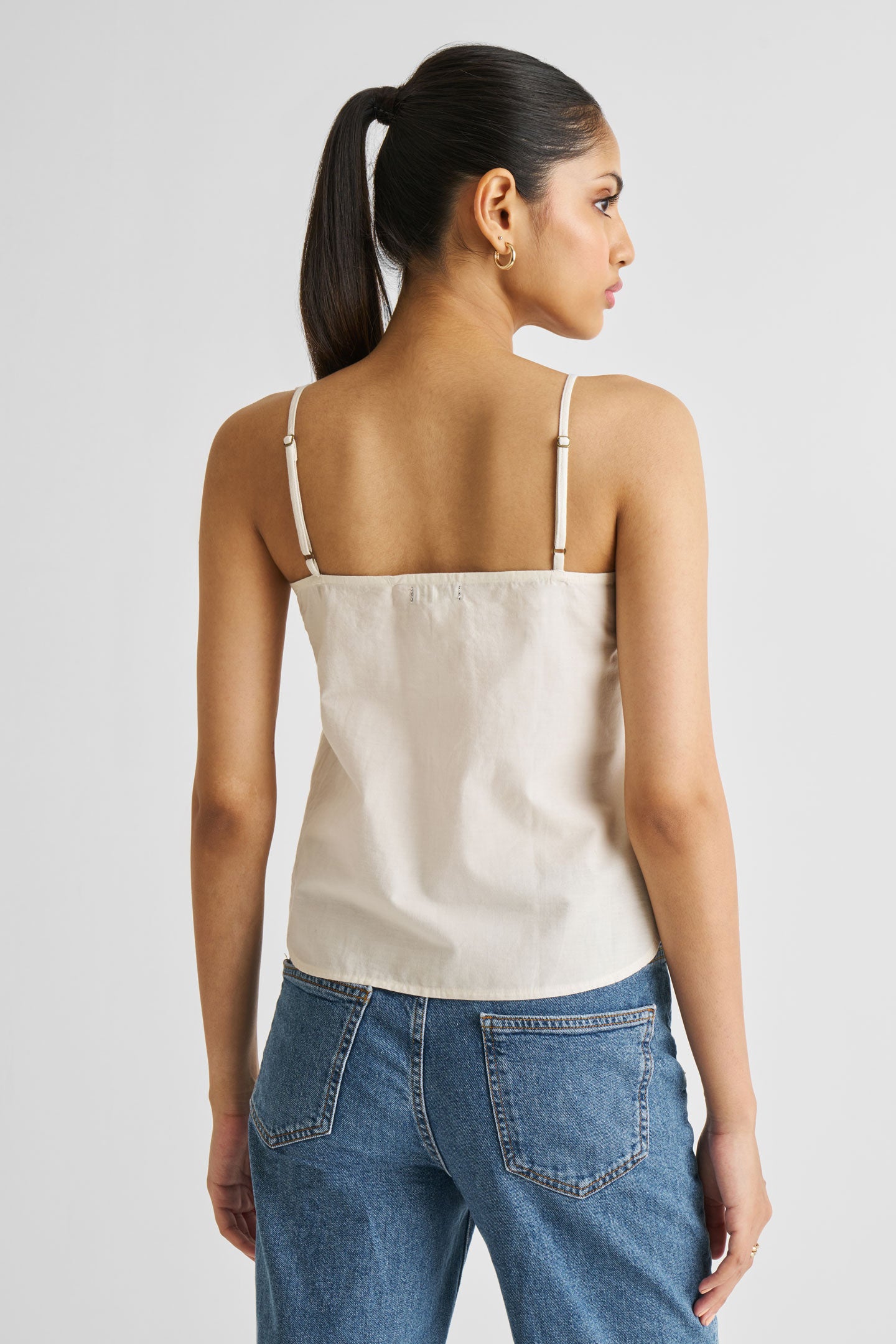 Embroidered Camisole Top in White – Reistor