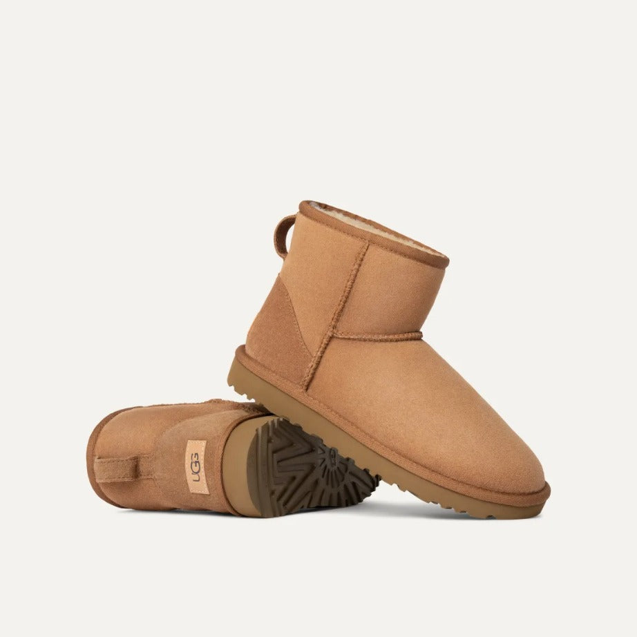 UGG Classic Mini II W - Chestnut – Releaz Footwear