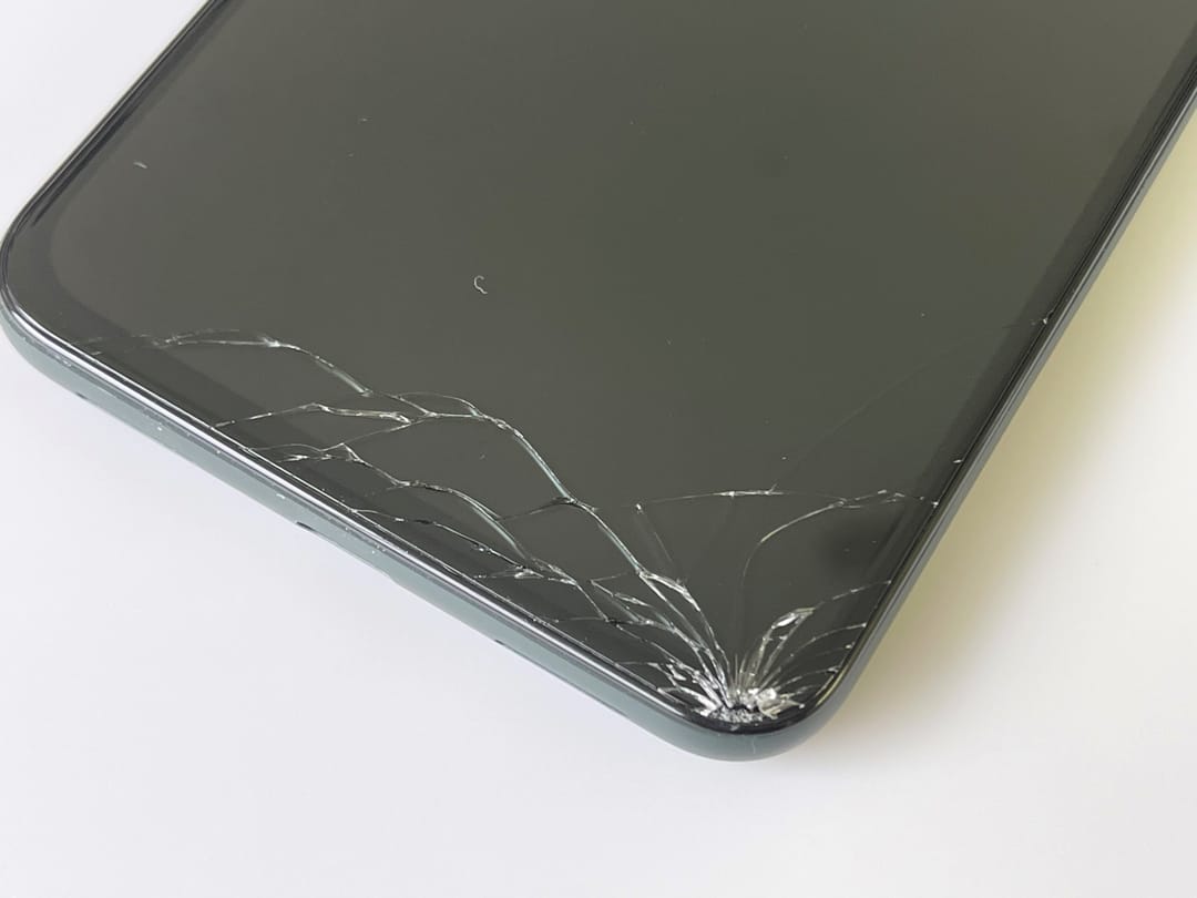 Google Pixel 5aの画面も即日修理│奈良のPixel修理専門店