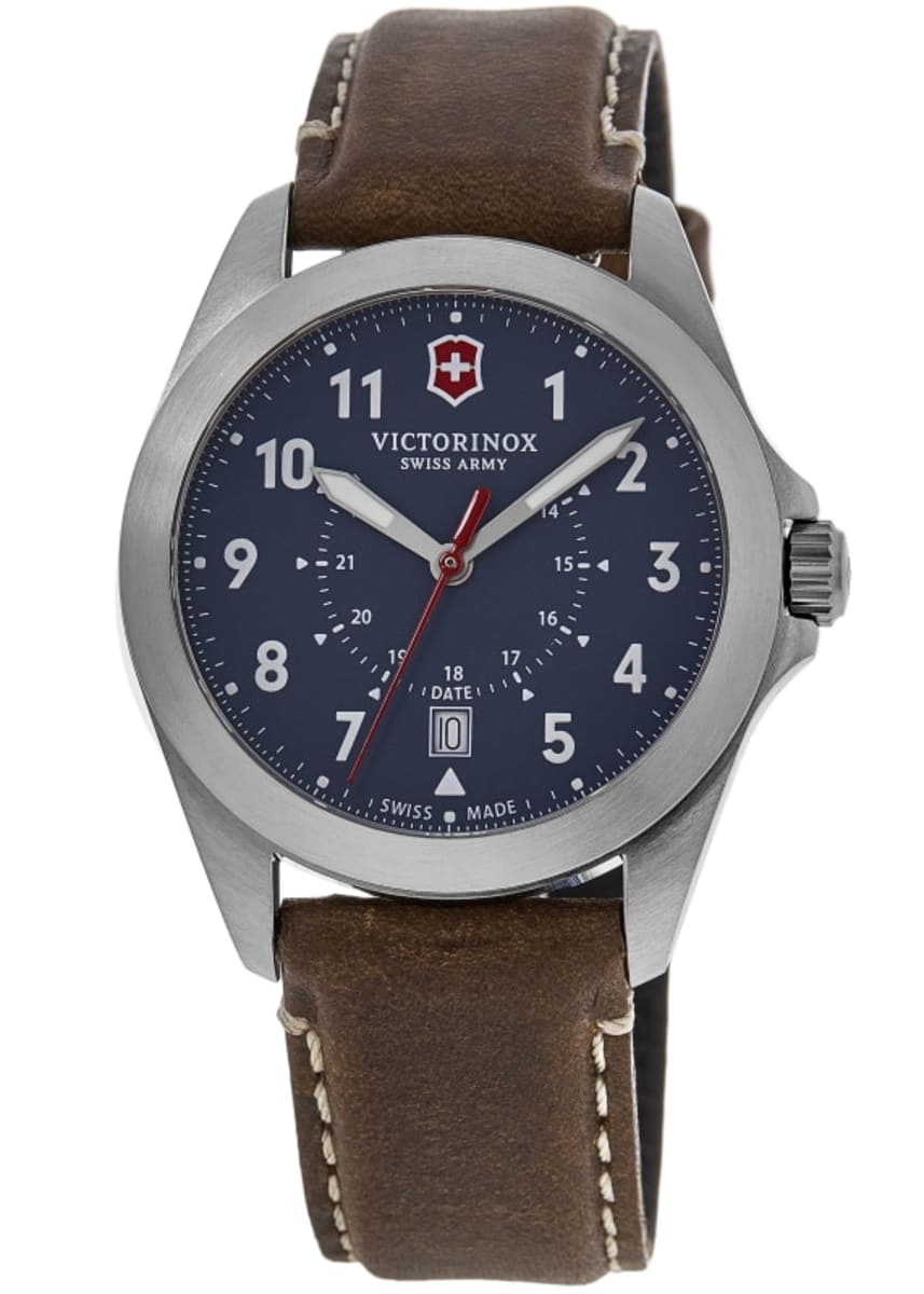 Victorinox Swiss Army Heritage Men's Watch 241964 | WatchMaxx