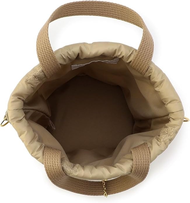 一目惚れして即決」「再入荷でやっと買えた」フェイラーの“巾着バッグ