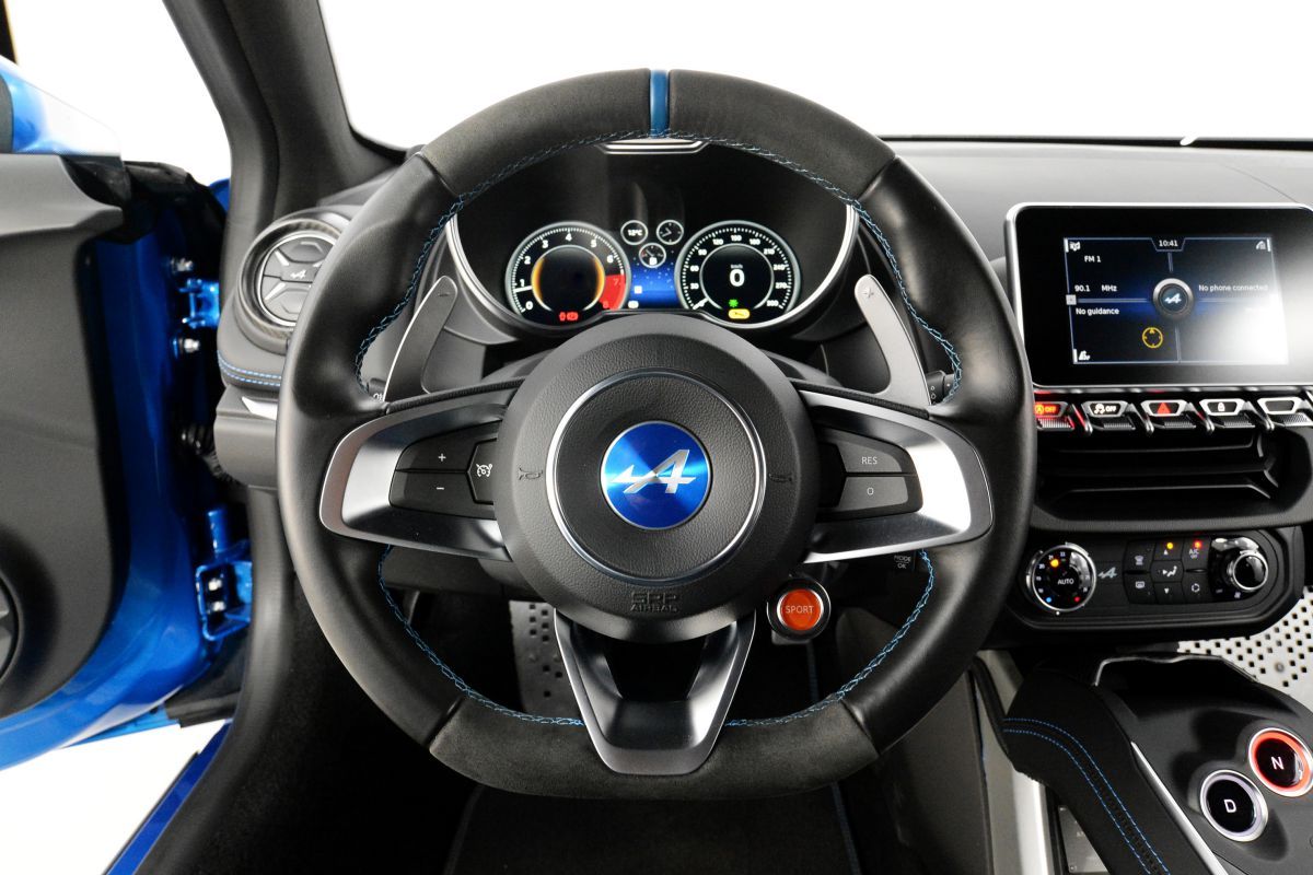 アルピーヌ A110 プルミエールエディション | リゾートガレージ