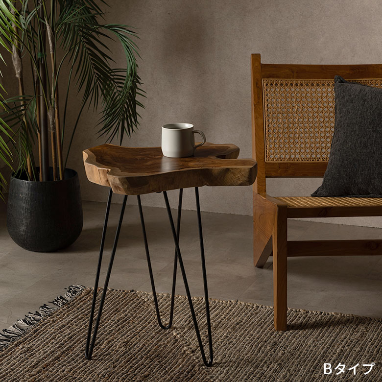 天然木チークウッド無垢材の切り株をそのまま生かして作られたサイド