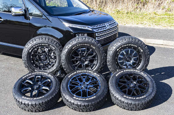 三菱 デリカD:5】インパクト増量！ 社外ホイールを履かせて魅せるゴツ