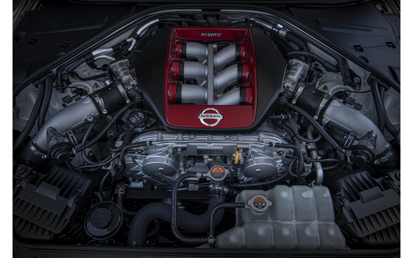 日産 GT-R NISMO 、600馬力ツインターボ搭載…2023年型を米国発売