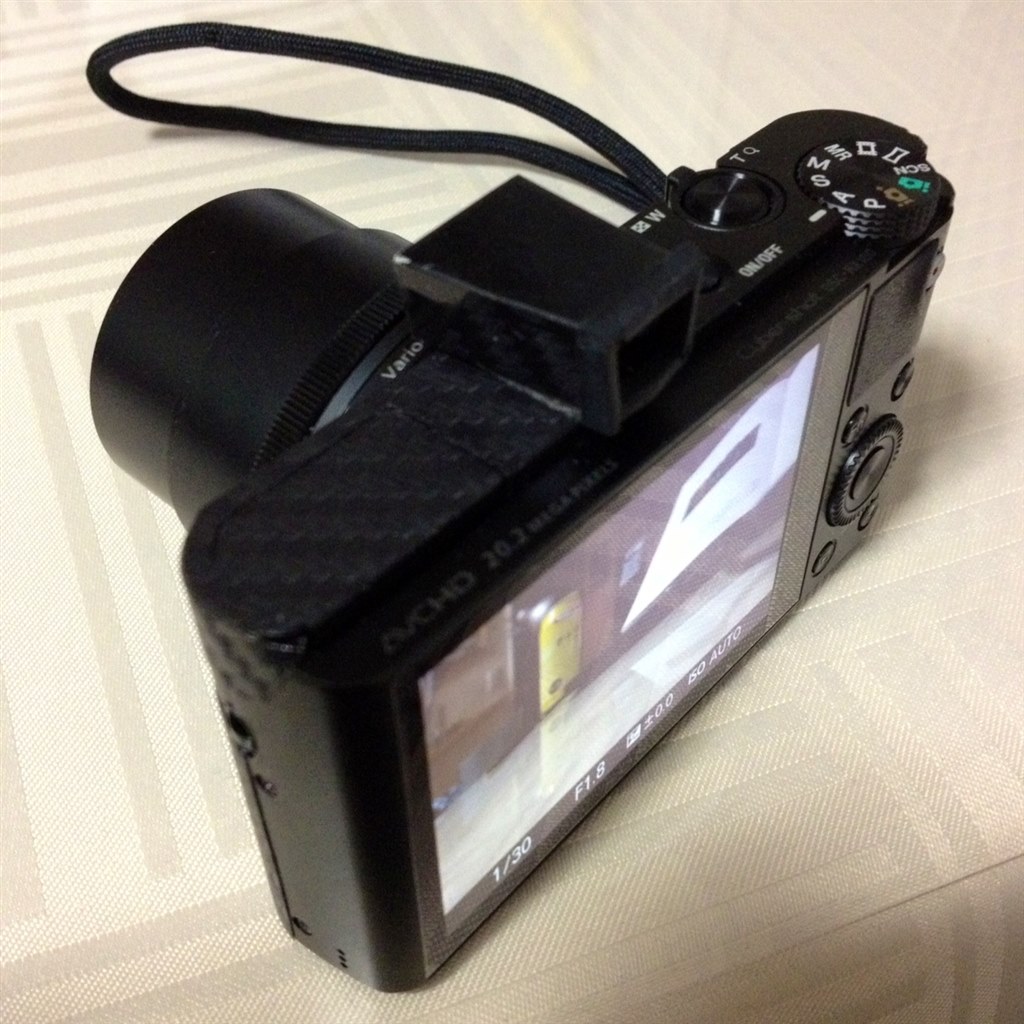 ファインダーの工夫』 SONY サイバーショット DSC-RX100 Mininaoさんの