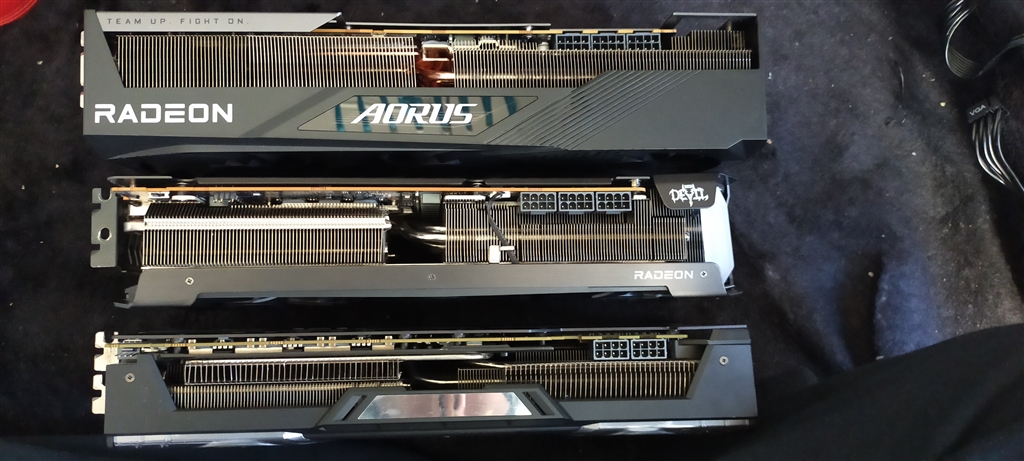 価格.com - 『グラボの巨大化が止まらない(下からVega 56, RX6900XT