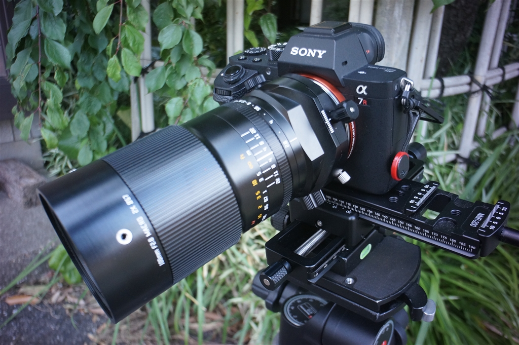 価格.com - 『マウント部で90度回転可能、チルトとシフトの方向は