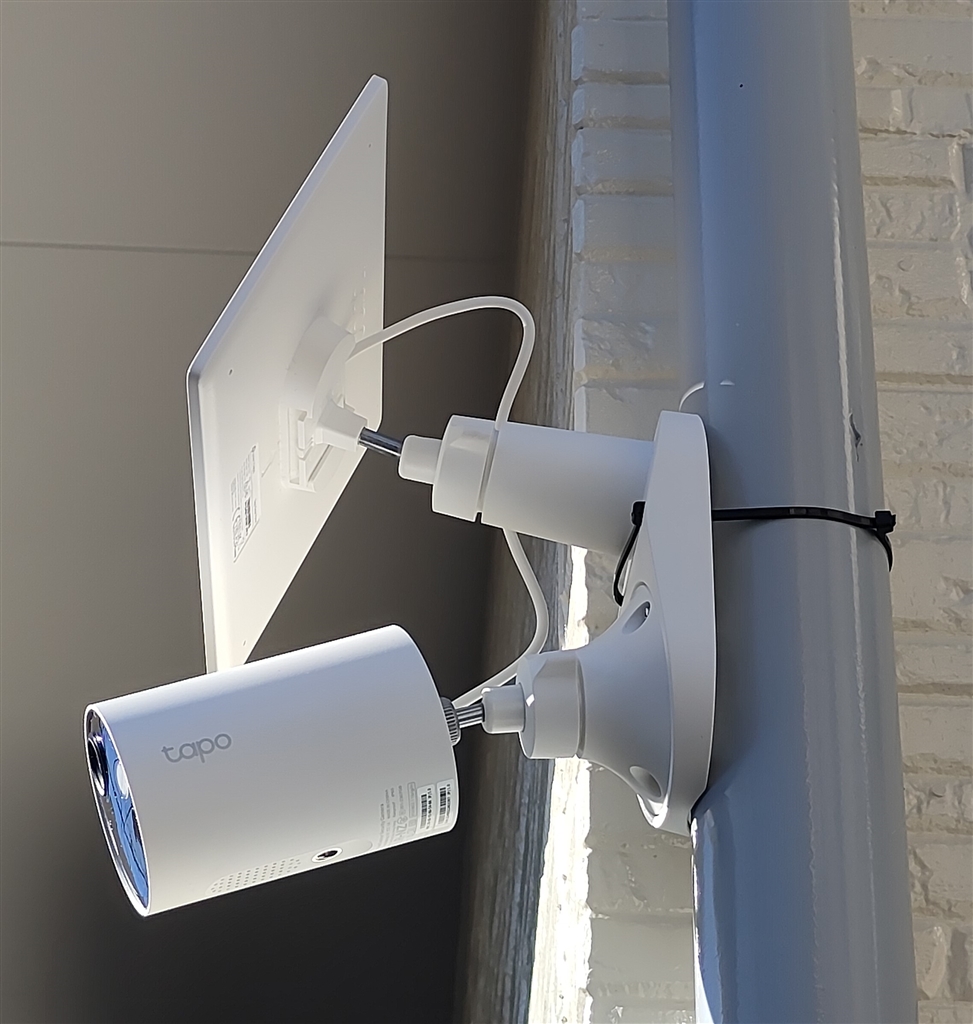 価格.com - 『雨樋にインシュロックで固定しました』TP-Link Tapo C410