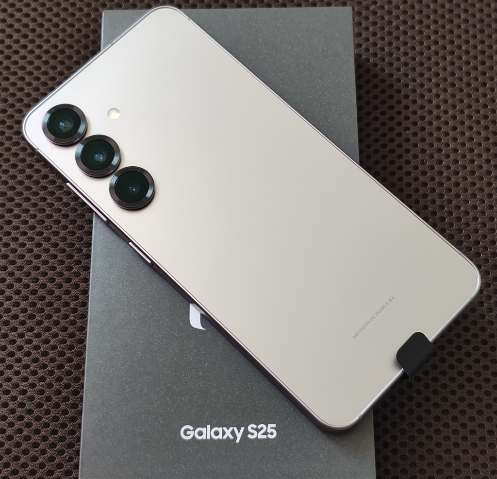 価格.com - サムスン Galaxy S25 SC-51F 256GB docomo [シルバー