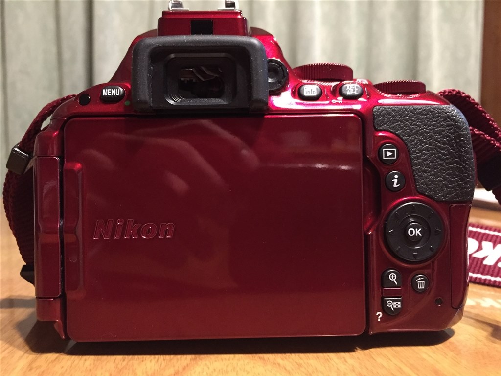 この色に惚れました！』 ニコン D5500 ダブルズームキット [レッド] s